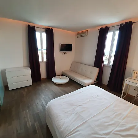 Hotel Les 3 Terrasses 3*