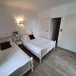 Les 3 Terrasses 3*