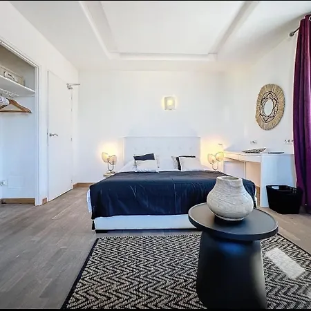 Les 3 Terrasses Hotell 3*