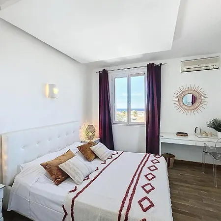 Hotell Les 3 Terrasses 3*