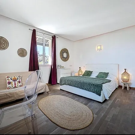 Les 3 Terrasses Hotel 3*