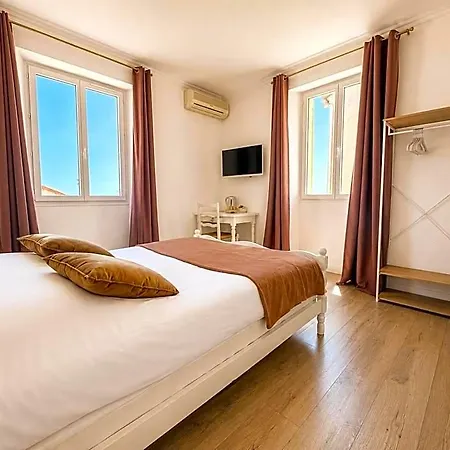 Les 3 Terrasses Hotel Sari-Solenzara