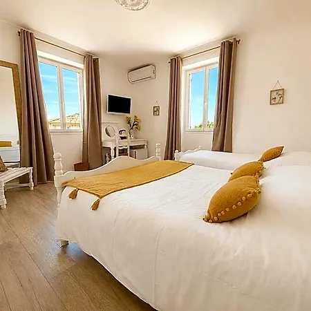 Les 3 Terrasses 3*