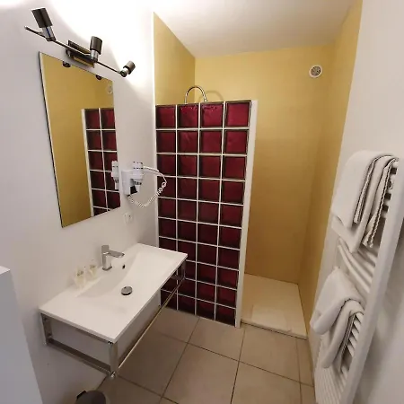 Les 3 Terrasses Hotell Sari-Solenzara