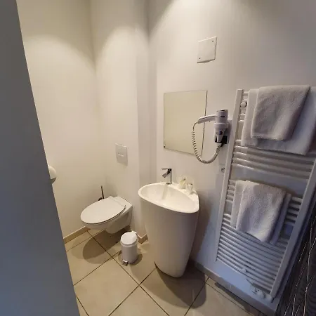 Hotell Les 3 Terrasses Sari-Solenzara