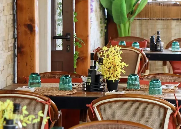 Hotel Les 3 Terrasses Sari-Solenzara